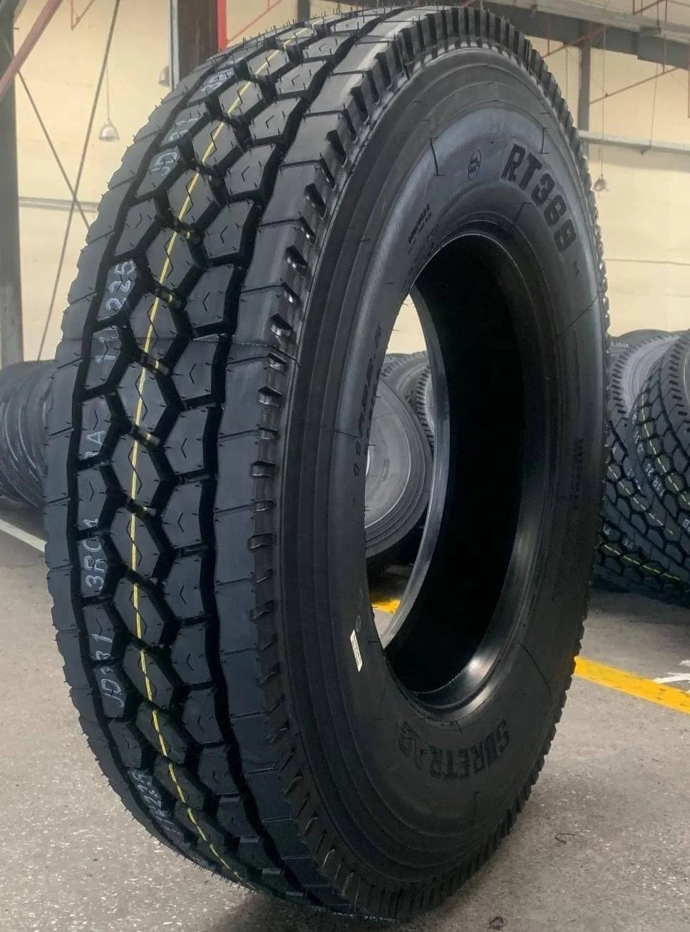 Chinese Best Price Car Tires Truck Tyres 315/80R22.5